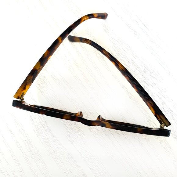 Mango Retro Chic Cat Eye Tortoise Shell Sunglasses Minimalist Mobwife - Picture 3 of 5